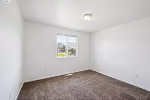 1676 Warbler Ct, Salem, OR 97317 - Photo 17