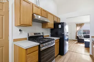 1676 Warbler Ct, Salem, OR 97317 - Photo 3
