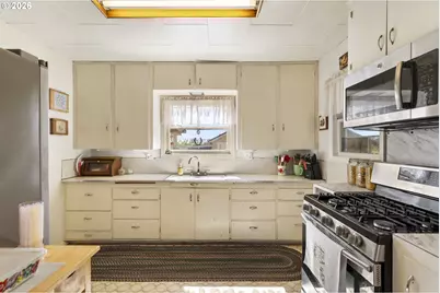 21601 SW McKee Rd, Amity, OR 97101 - Photo 9