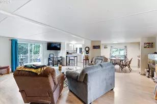 215 North Ave, Kelso, WA 98626 - Photo 5