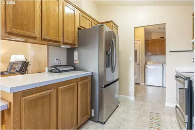 4293 Lemon St NE, Salem, OR 97305 - Photo 15