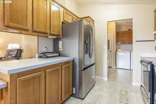 4293 Lemon St NE, Salem, OR 97305 - Photo 15