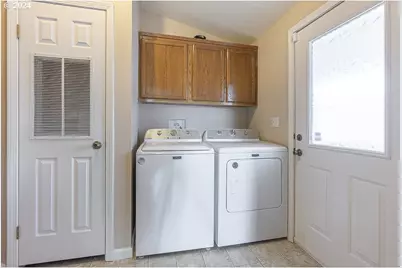 4293 Lemon St NE, Salem, OR 97305 - Photo 21