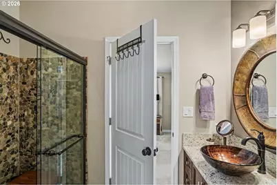 610 Vaughan Ln, Lebanon, OR 97355 - Photo 17