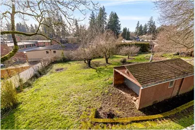 2738 SW Moss St, Portland, OR 97219 - Photo 29