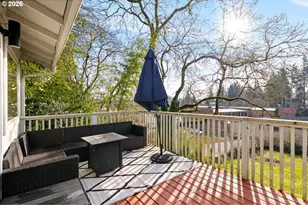 2738 SW Moss St, Portland, OR 97219 - Photo 29