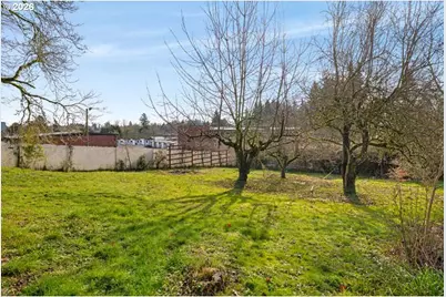 2738 SW Moss St, Portland, OR 97219 - Photo 33