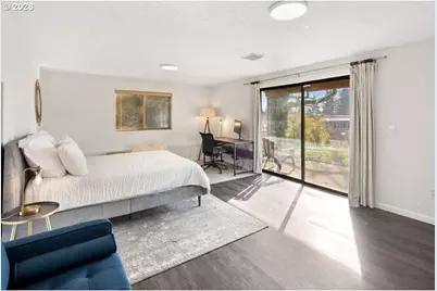 2738 SW Moss St, Portland, OR 97219 - Photo 25