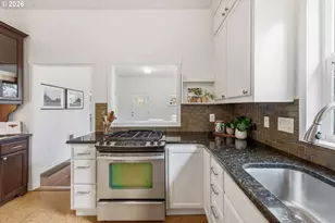 2624 NE Sumner St, Portland, OR 97211 - Photo 11