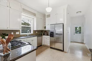 2624 NE Sumner St, Portland, OR 97211 - Photo 13