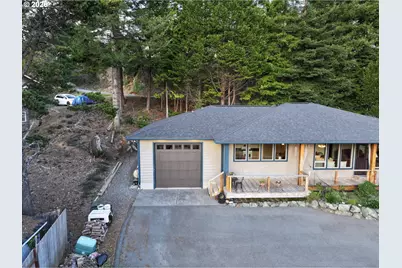 929 Old County Rd, Brookings, OR 97415 - Photo 5