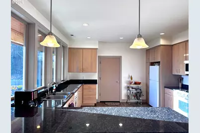 929 Old County Rd, Brookings, OR 97415 - Photo 25