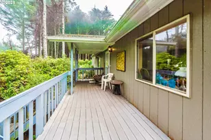 117 SW 66th St, South Beach, OR 97366 - Photo 5