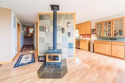 117 SW 66th St, South Beach, OR 97366 - Photo 13