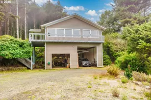 117 SW 66th St, South Beach, OR 97366 - Photo 29