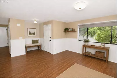 87981 6th St, Veneta, OR 97487 - Photo 3