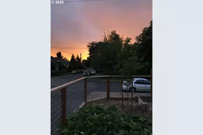 5425 N Syracuse St, Portland, OR 97203 - Photo 29