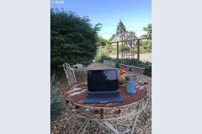 5425 N Syracuse St, Portland, OR 97203 - Photo 27