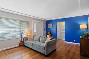 5425 N Syracuse St, Portland, OR 97203 - Photo 7