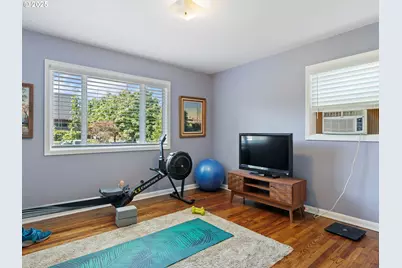 5425 N Syracuse St, Portland, OR 97203 - Photo 15