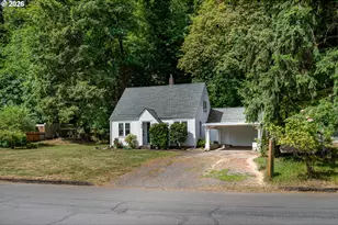 956 Kelly Blvd, Springfield, OR 97477 - Photo 5