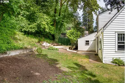 956 Kelly Blvd, Springfield, OR 97477 - Photo 27