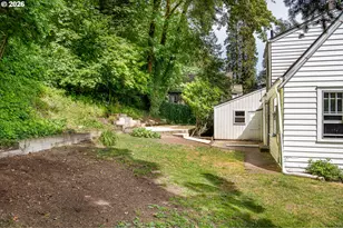 956 Kelly Blvd, Springfield, OR 97477 - Photo 27