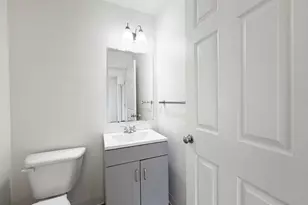 1262 NE Kinney St, Hillsboro, OR 97124 - Photo 9