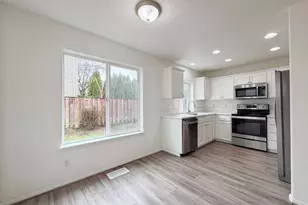 1262 NE Kinney St, Hillsboro, OR 97124 - Photo 11