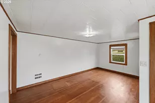 116 Fink St, Coos Bay, OR 97420 - Photo 13