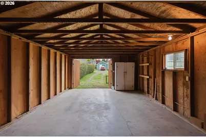 116 Fink St, Coos Bay, OR 97420 - Photo 33