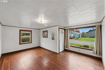 116 Fink St, Coos Bay, OR 97420 - Photo 11