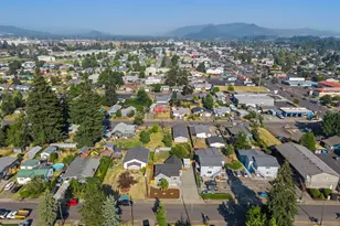 187 37th St, Springfield, OR 97478 - Photo 37
