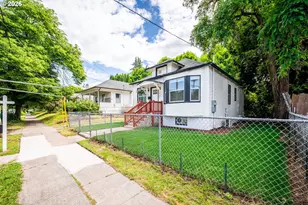 8950 N Smith St, Portland, OR 97203 - Photo 33