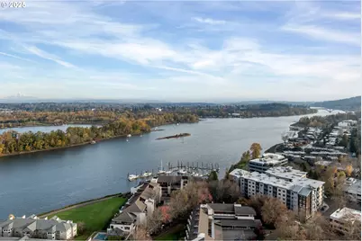 5110 S Landing Dr #103, Portland, OR 97239 - Photo 41