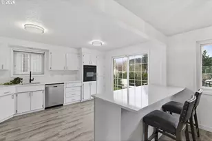 2160 SW 26th St, Gresham, OR 97080 - Photo 9