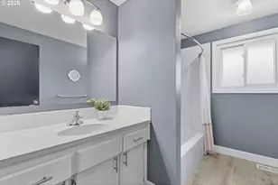 2160 SW 26th St, Gresham, OR 97080 - Photo 15