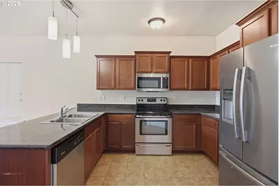 113 Chelsea Ct, Phoenix, OR 97535 - Photo 3