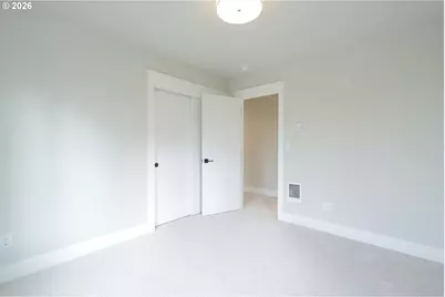 11817 SE Boise St, Portland, OR 97266 - Photo 15