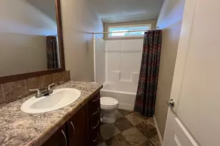 1207 E 10th, The Dalles, OR 97058 - Photo 9