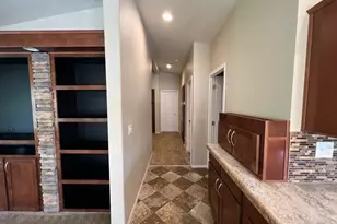 1207 E 10th, The Dalles, OR 97058 - Photo 3
