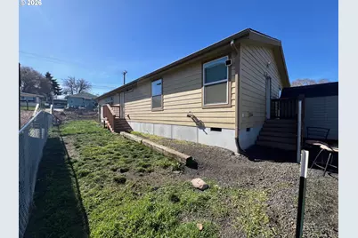1207 E 10th, The Dalles, OR 97058 - Photo 15