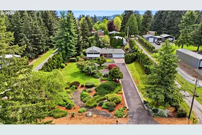 16204 SE Bel Air Dr, Damascus, OR 97089 - Photo 1