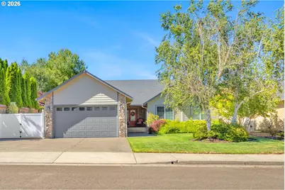 2571 Parkway Ave, Sutherlin, OR 97479 - Photo 1