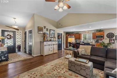 2571 Parkway Ave, Sutherlin, OR 97479 - Photo 13