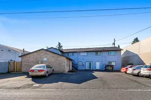 8451 SE Foster Rd, Portland, OR 97266 - Photo 5