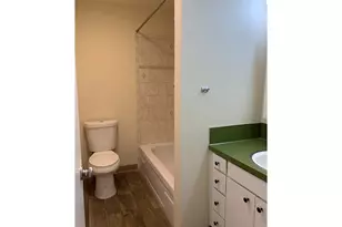 8451 SE Foster Rd, Portland, OR 97266 - Photo 17