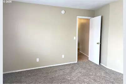 8451 SE Foster Rd, Portland, OR 97266 - Photo 21