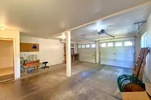 860 Jodee Ln, Brookings, OR 97415 - Photo 43