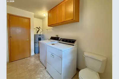 860 Jodee Ln, Brookings, OR 97415 - Photo 31